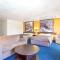 Super 8 by Wyndham Mesa Gilbert