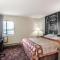 Super 8 by Wyndham Luverne