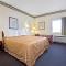 Travelodge by Wyndham St. Louis - Berkeley