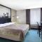 Super 8 by Wyndham Victoria/North/Mall Area - Victoria