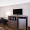 Super 8 by Wyndham Springdale AR