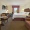 Super 8 by Wyndham Bowling Green North