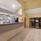 Super 8 by Wyndham Midland - ميدلاند
