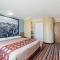 Super 8 by Wyndham Midland