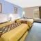 Super 8 by Wyndham Freeport