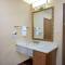 Super 8 by Wyndham Charleston Sikeston East MO