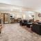 Super 8 by Wyndham Clovis