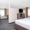 Baymont by Wyndham San Diego Downtown