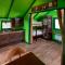 LEGOLAND Wilderness Barrels & Cabins