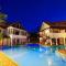 The Pool Resort Villa Hasta Manana - Onna