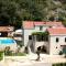 Kameni Dvori - Family Holiday Villa near Dubrovnik - Lovorno