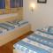 Apartments with parking space Stanici, Omis - 11421