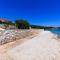 Foto: Seaside luxury villa with a swimming pool Cove Siroka, Ciovo - 11749 21/21