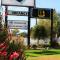 Hi Way Motor Inn Hi Way Motor Inn