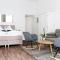 DROY by ROCKCHAIR Apartments l SUPERHOST Status l 2 Bedroom Boxspringbeds next to Center "Kurfürstendamm" - Cozy Family & Business Flair welcomes you!