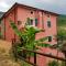 La Casa Rosa di Segusino with SPA Jacuzzi in garden