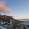 Bayview Penthouses and Rooms