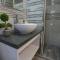 Olga Beach Apartment 28