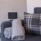 Hereford - Kestrel House - 4 Bedroom House Close to City With Parking - Sleeps 7 - Suitable for Family Gatherings or Contractors With Vehicles - Hosted by RENTMYHOUSE