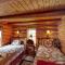 Authentic Maine Log Cabin - 格林维尔