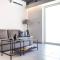 TONI'S Comfy 3BD home with patio, close to Metro - Atene