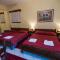 Elatos Rooms