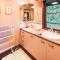 Rustic Refuge Guesthouse