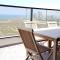 Foto: Apartment With Large Balcony in Netanya 2/19