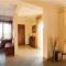 House,1000m from beach