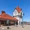 Mountain Top Chalet