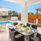 Villa White Moonflower