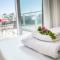 Villa White Moonflower