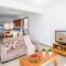 Villa White Moonflower
