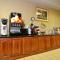 Best Western Plus Lake Dallas Inn & Suites