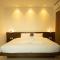 Intouch Riverside Hotel