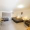 Tuckerbox Motor Inn