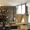 Le 19-21 - Un amour dhotel