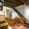Barn1920s Hostel