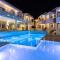Cyano Hotel