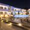 Cyano Hotel
