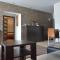 Apartament 325