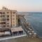 Foto: Lazuli Beachfront Apartment 405 15/21