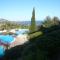 Cap Esterel place des pecheurs