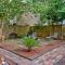 Downtown Savannah Oasis