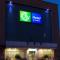 City Hotel & Suites