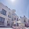 Metin Houses - كيرينيا