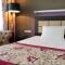 Hotel 3 Trio