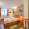 Easy Star Hotel