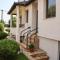Modern Green Home Foto: Modern Green Home