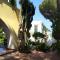 Villa immersa nel verde